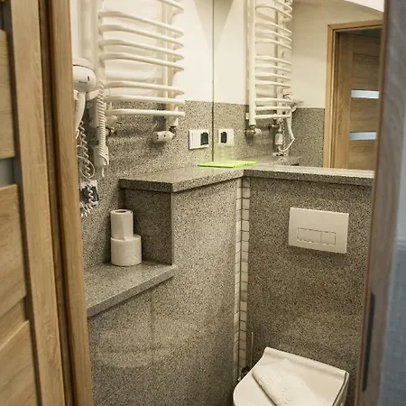 Pod Jedynka - Sikorskiego 3/1 * 斯克拉斯卡波伦巴