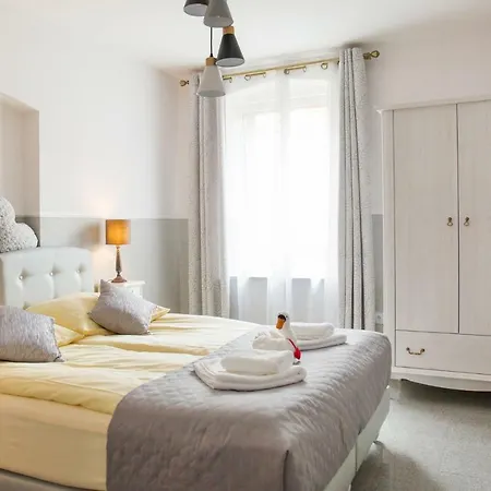 Apartament Pod Jedynka - Sikorskiego 3/1 *