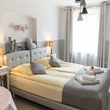 Apartament Pod Jedynka - Sikorskiego 3/1 *